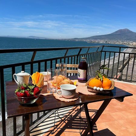 Vip Sul Mare Bed & Breakfast กาสเตลลัมมาเร ดิ สตาเบีย ภายนอก รูปภาพ