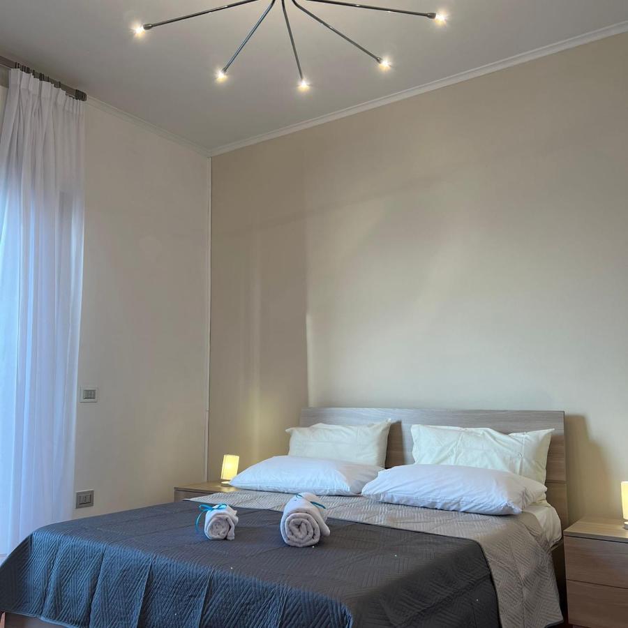 Vip Sul Mare Bed & Breakfast กาสเตลลัมมาเร ดิ สตาเบีย ภายนอก รูปภาพ